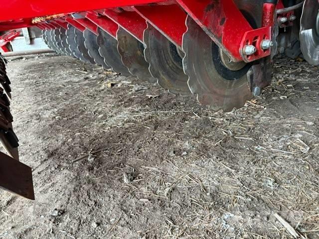 Väderstad Rapid300C Mechanické sejačky