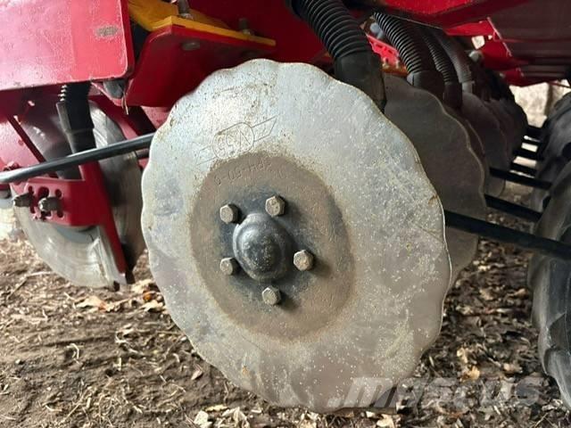 Väderstad Rapid300C Mechanické sejačky