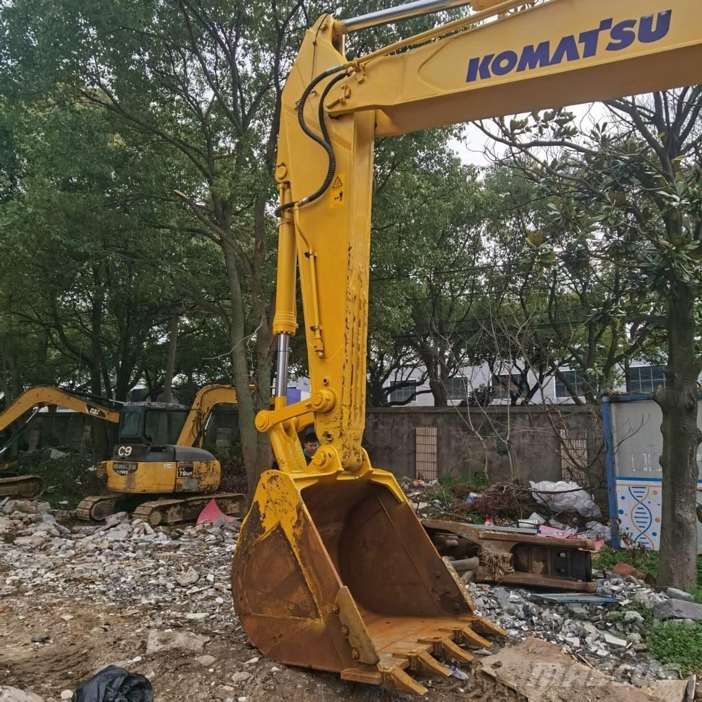 Komatsu PC 450-8 Pásové rýpadlá
