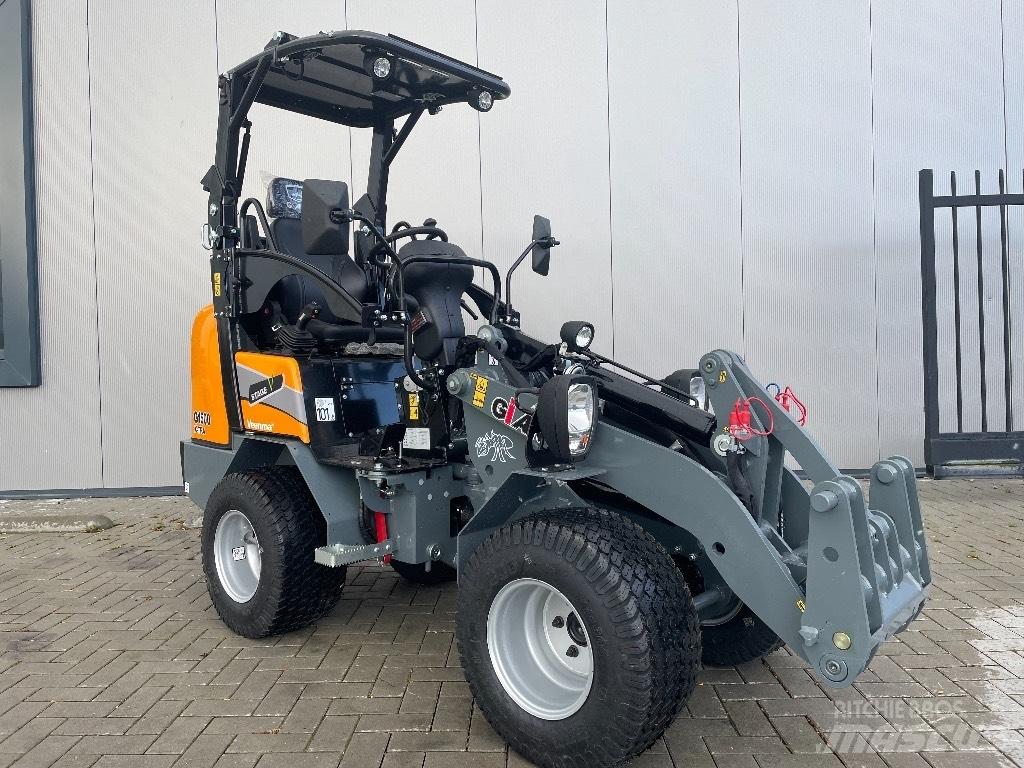 GiANT G1500 X-tra Viacúčelové nakladače