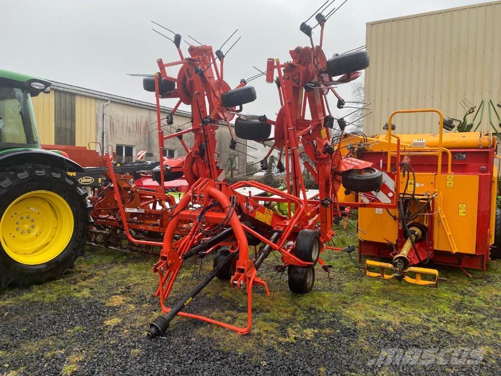 Kuhn GF8702 Obracače a zhrabovače sena