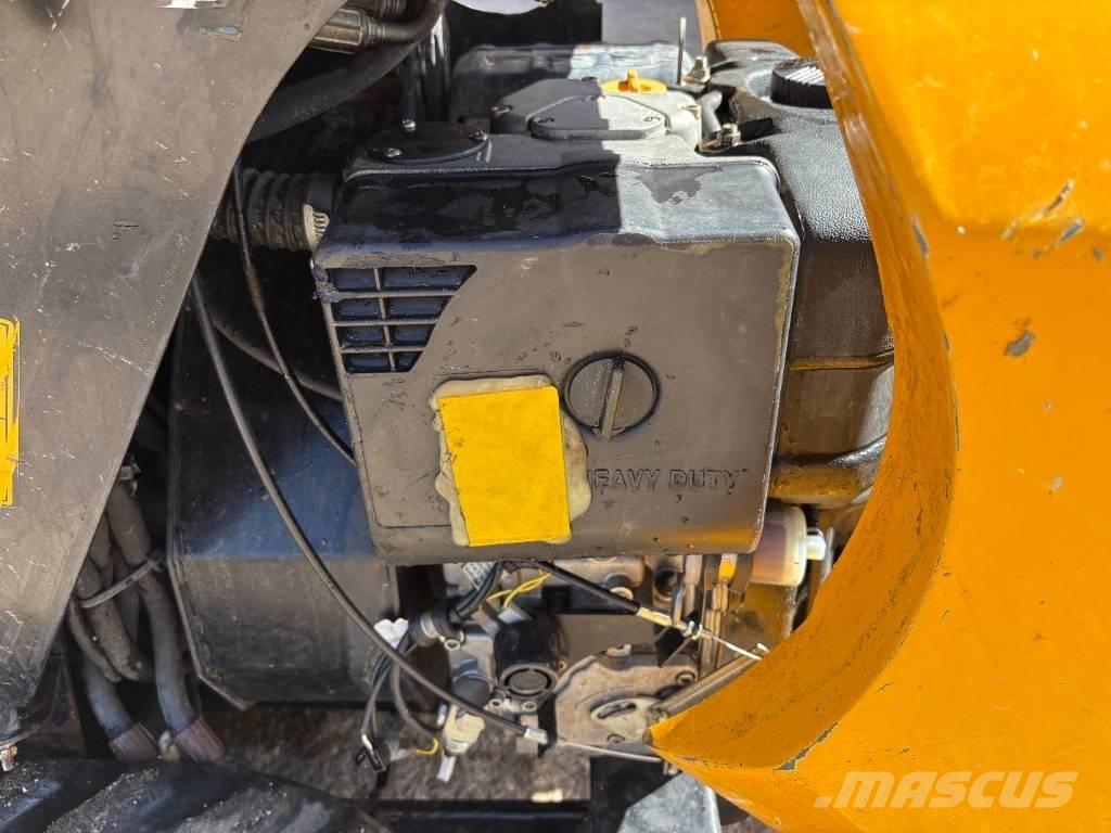 JCB HT D5 Pásové sklápače