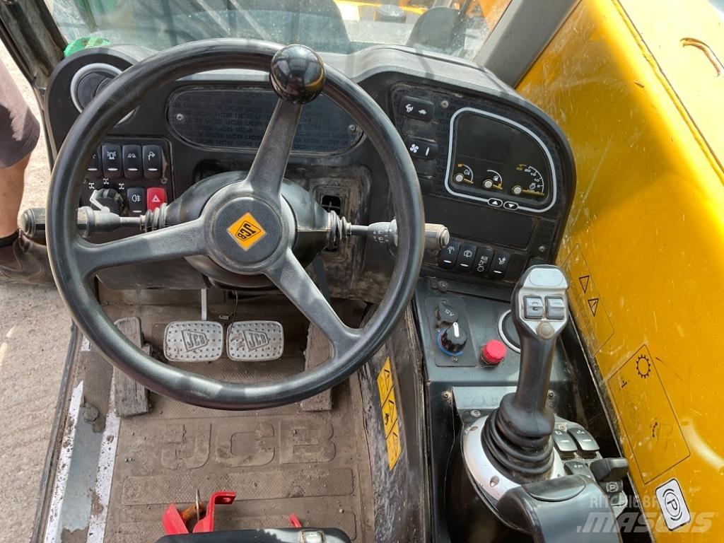JCB 525-60 AGRI PLUS Teleskopické nakladače pre poľnohospodárstvo