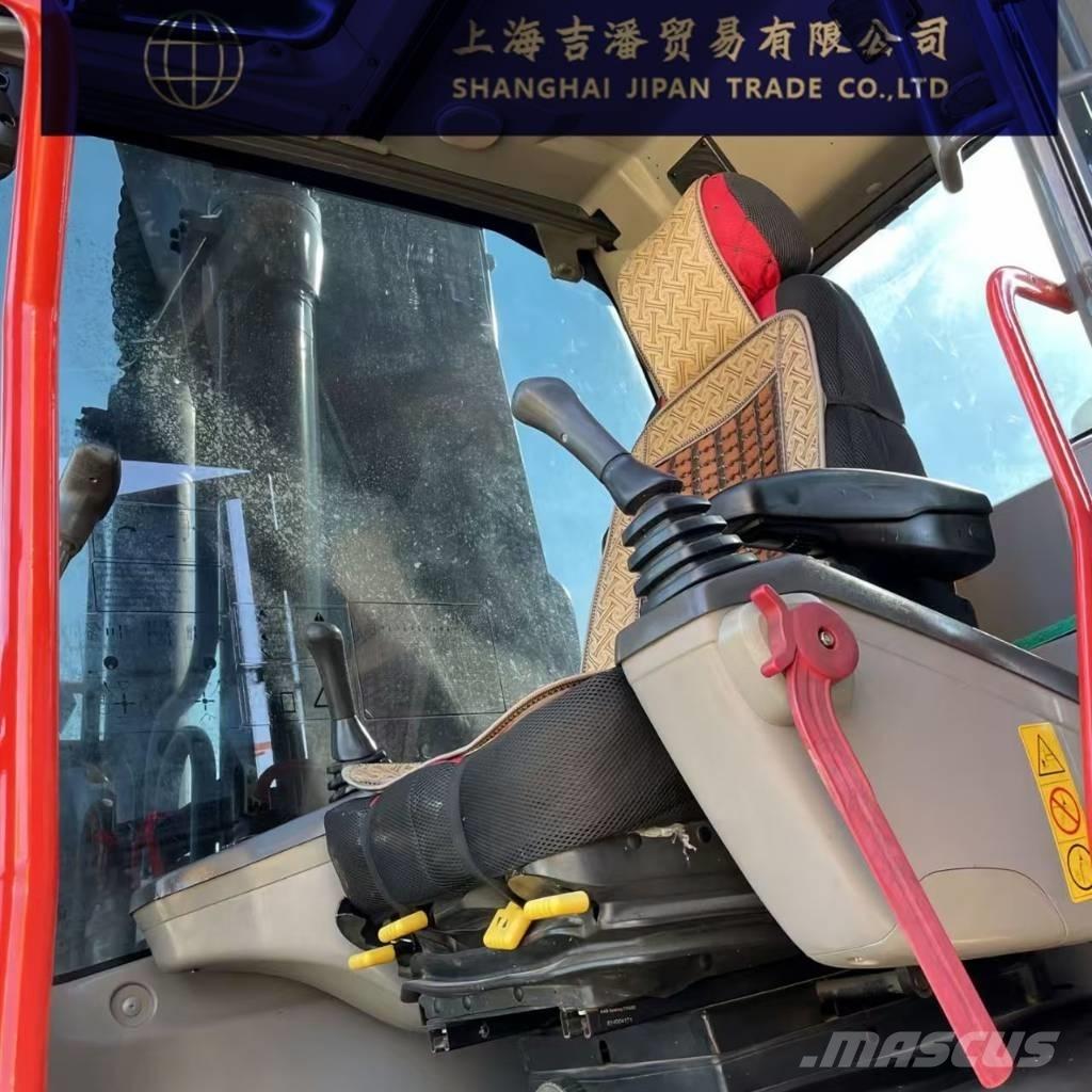 Volvo EC 250 Pásové rýpadlá