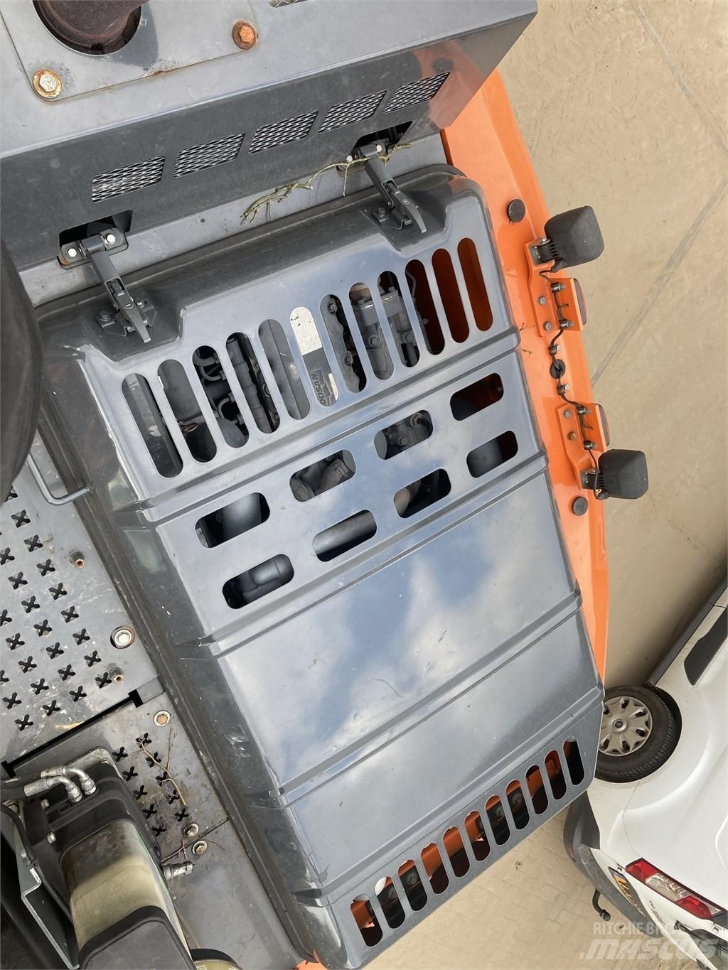 Doosan DX 170-5 W Kolesové rýpadlá
