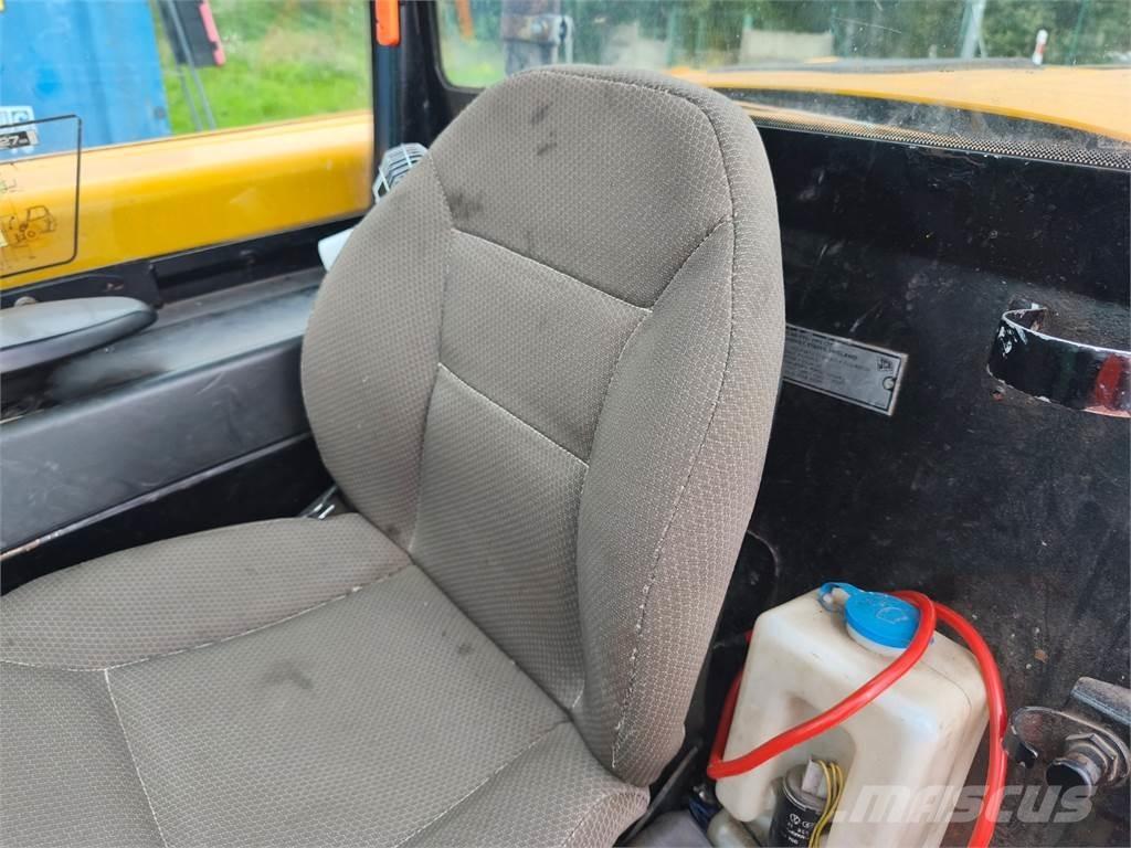 JCB 527-55 (4WS) Stavebníctvo - ostatné