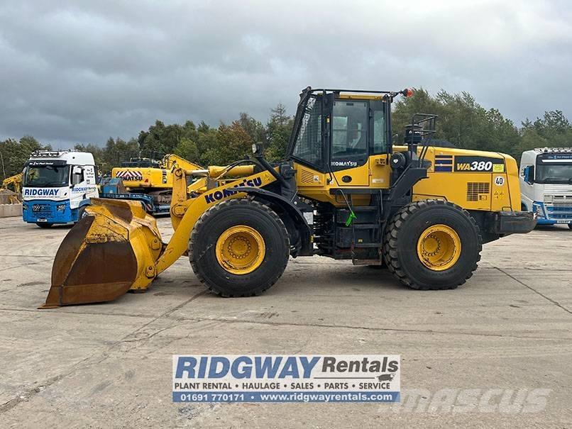 Komatsu wa380 Kolesové nakladače