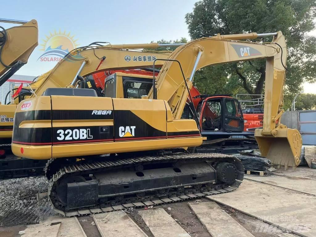 CAT 320 B L Pásové rýpadlá