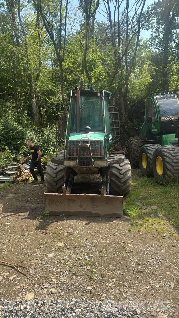 Timberjack 810 B Lesné traktory