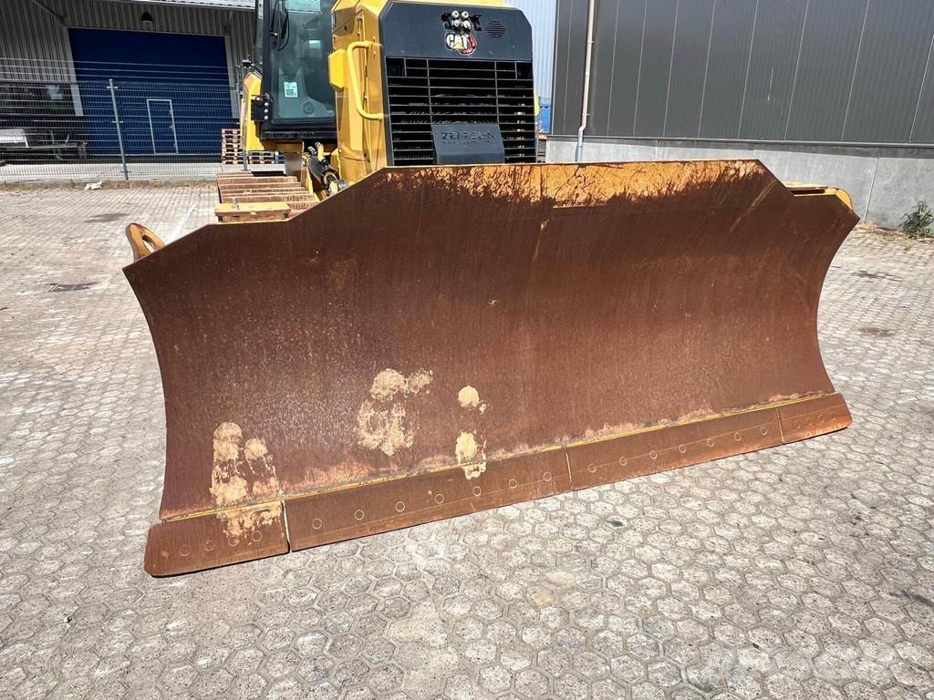 CAT D4-15VP Pásové dozéry