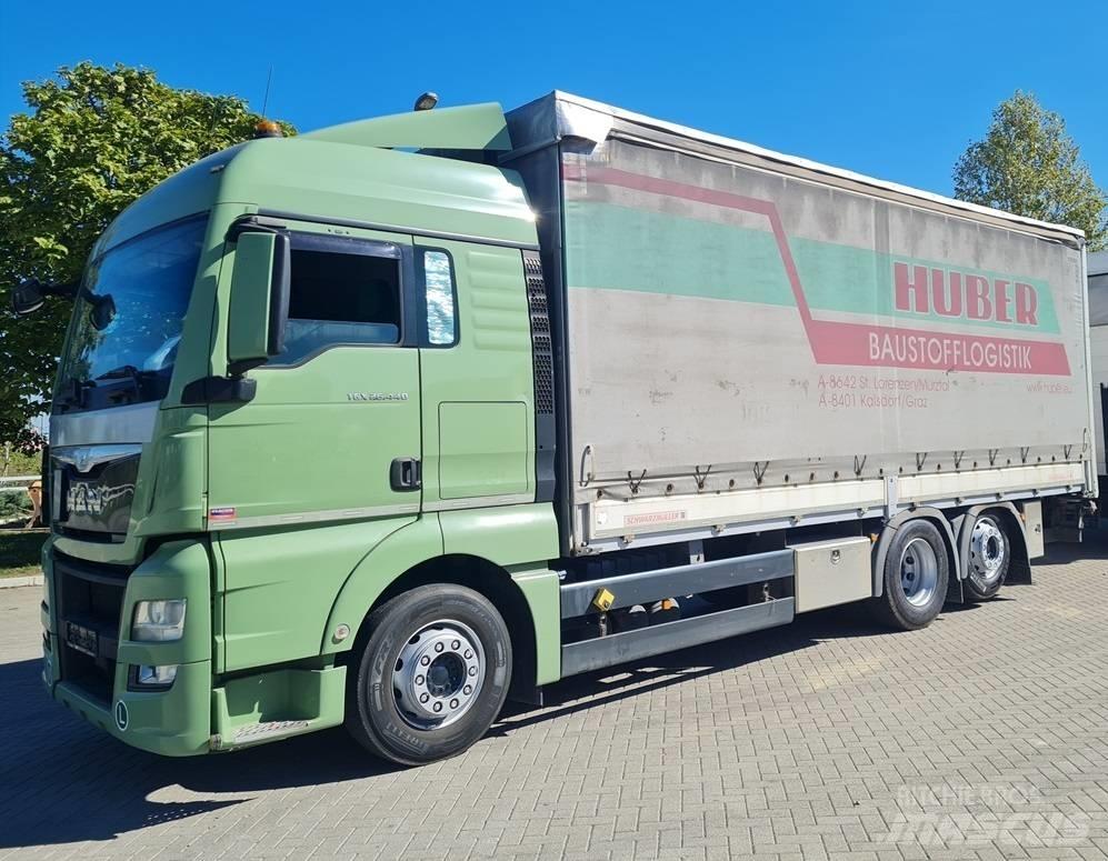 MAN 26.440 / 7.4m / LIFT Nákladné vozidlá s bočnou zhrnovacou plachtou