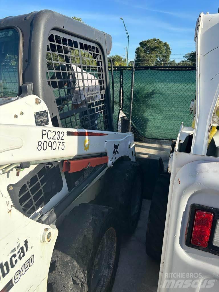Bobcat S 450 Šmykom riadené nakladače