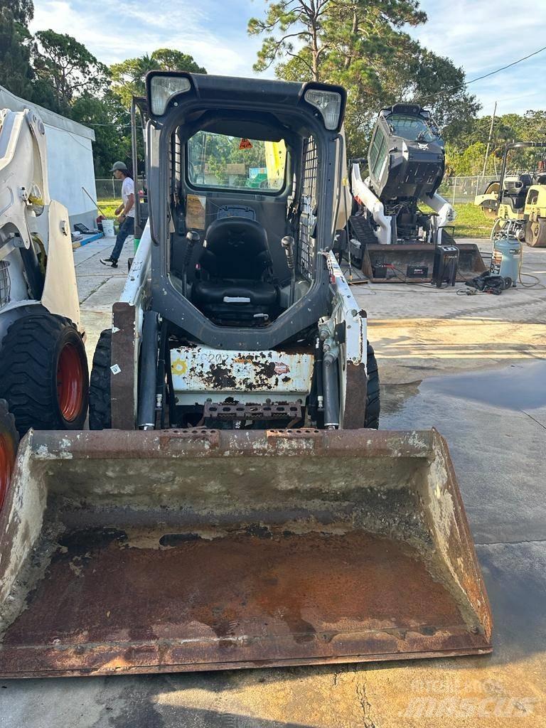 Bobcat S 450 Šmykom riadené nakladače