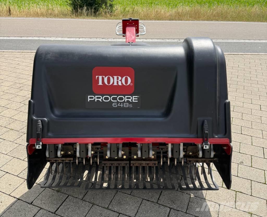 Toro ProCore 648S Aerátory a odmachovače