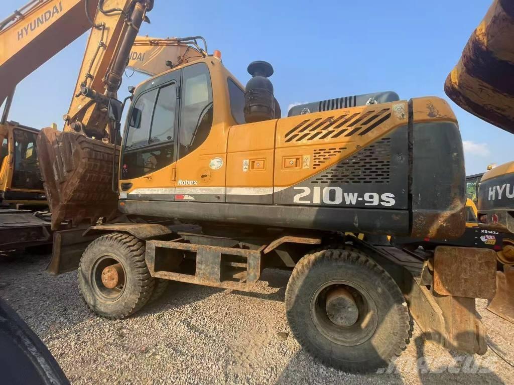 Hyundai 210W-9 Kolesové rýpadlá