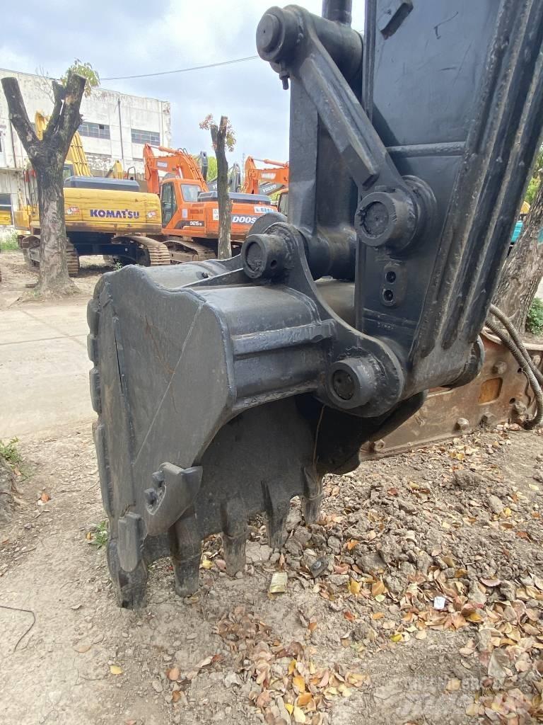 Volvo EC 140 DL Pásové rýpadlá