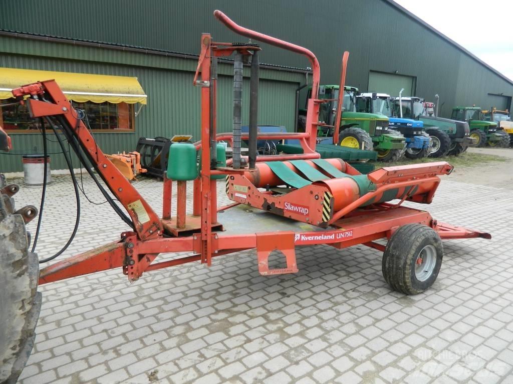 Kverneland UN7512 Ovíjačky