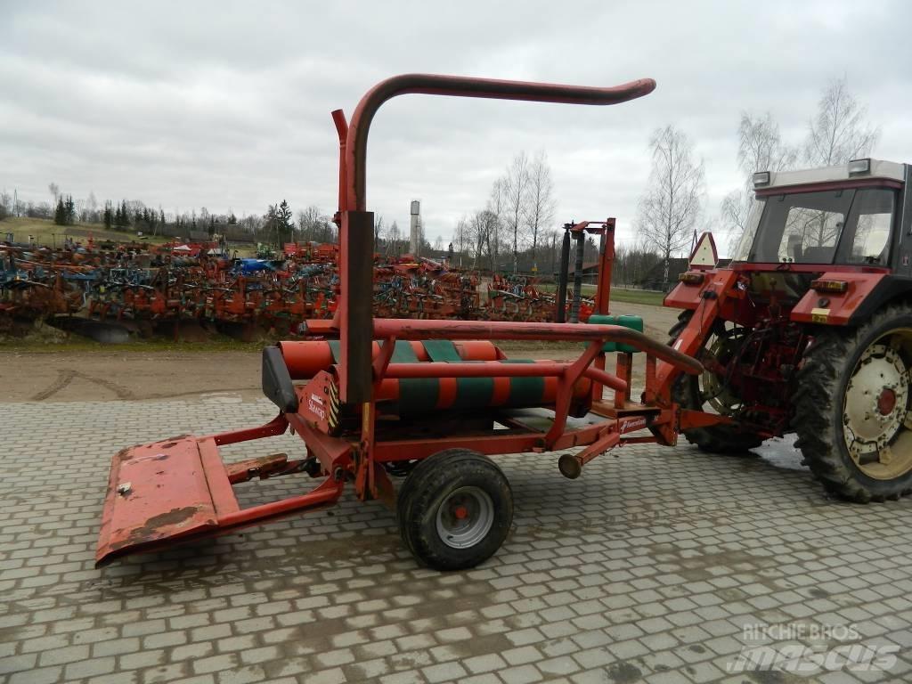 Kverneland UN7512 Ovíjačky