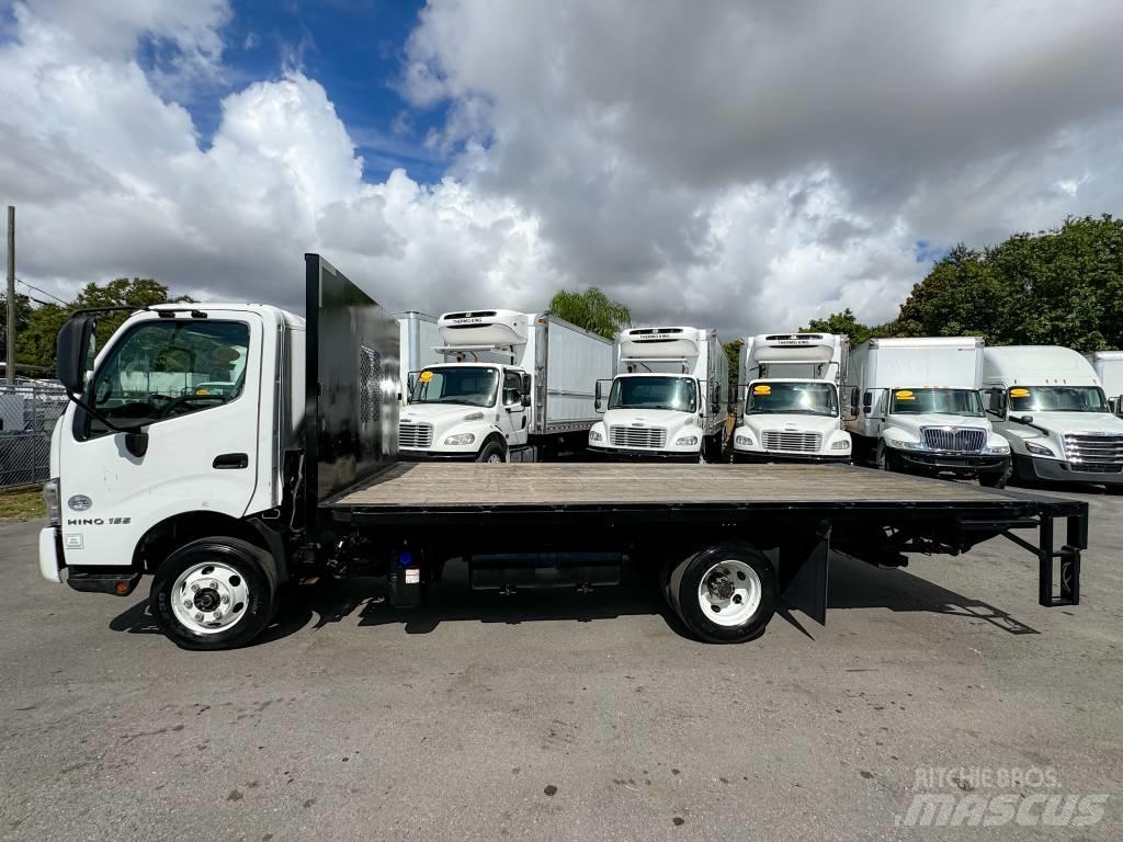 Hino 155 Ďalšie nákladné vozidlá