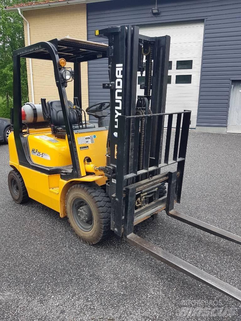 Hyundai HLF 25-5 LPG vozíky