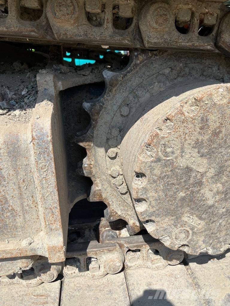 Kobelco SK 210 LC-10 Pásové rýpadlá