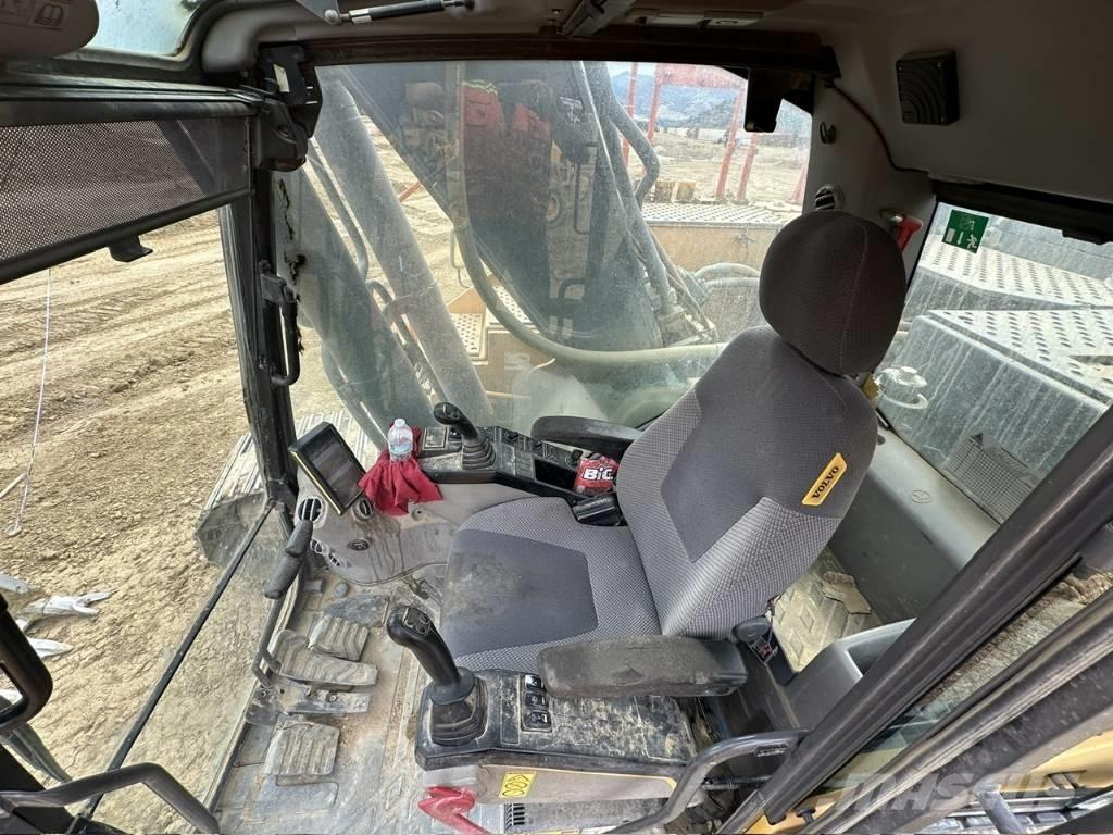 Volvo EC 380 EL Pásové rýpadlá
