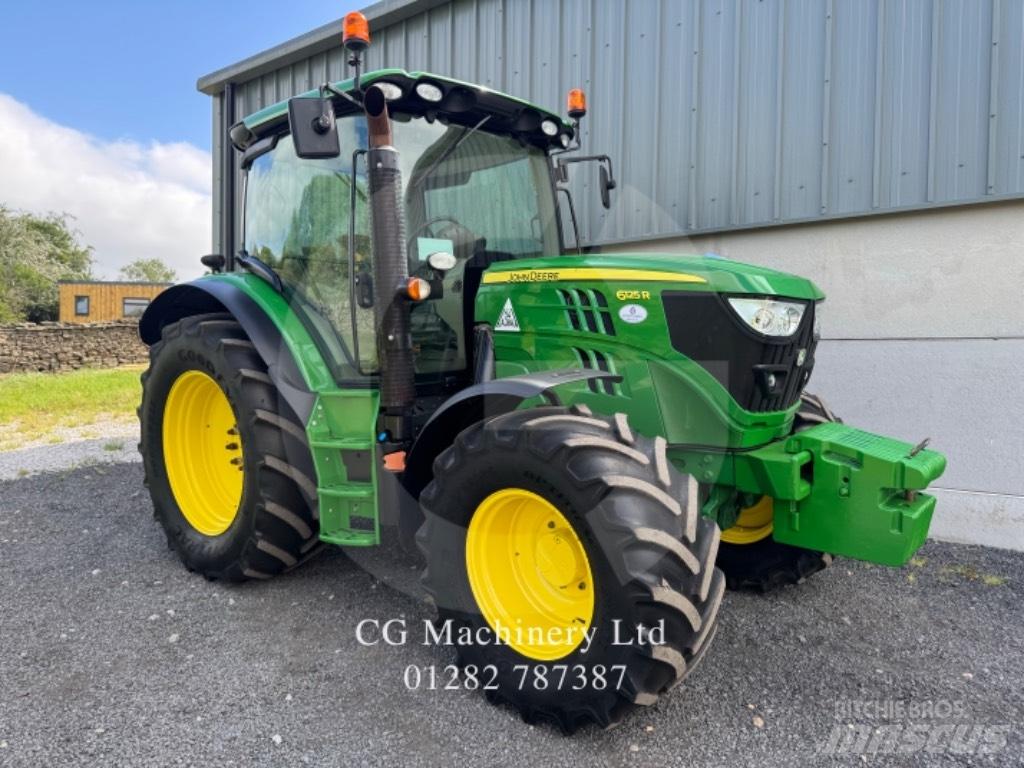 John Deere 6125 R Traktory