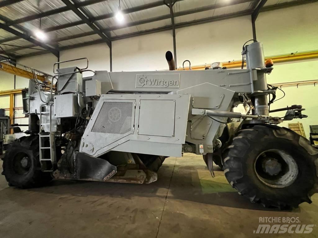 Wirtgen WR2500 Recyklovače asfaltu