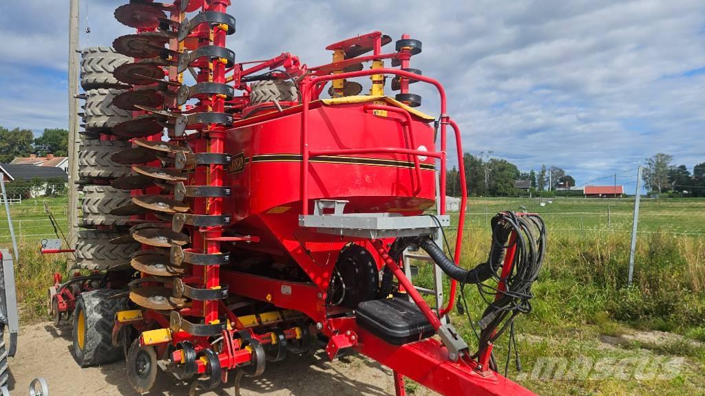 Väderstad Spirit800S Mechanické sejačky