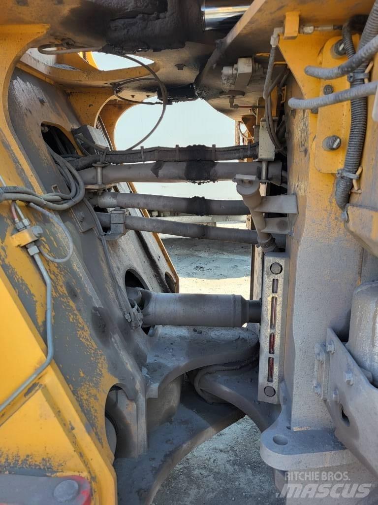Volvo L 250 H Kolesové nakladače