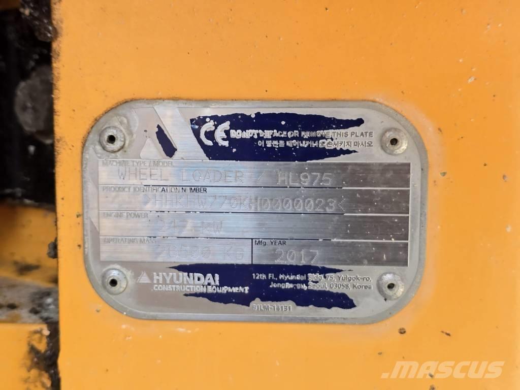 Hyundai HL 975 Kolesové nakladače