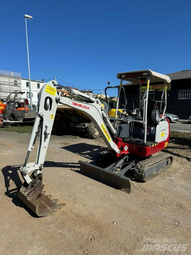Takeuchi TB216 Mini rýpadlá < 7t