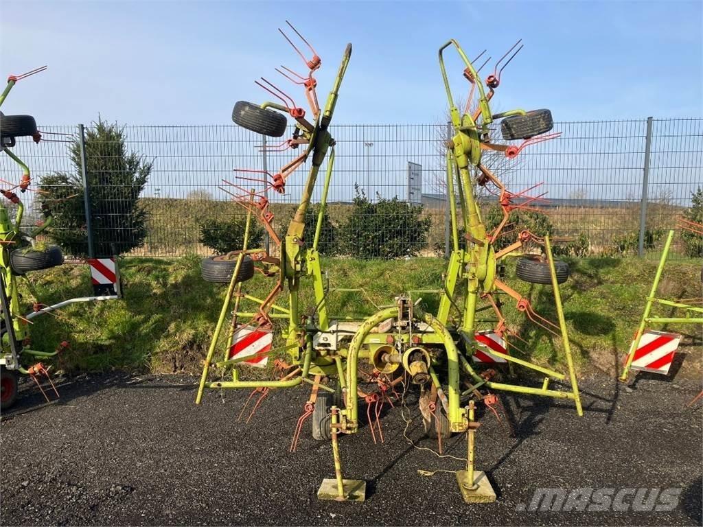 CLAAS Volto 640 HR Obracače a zhrabovače sena