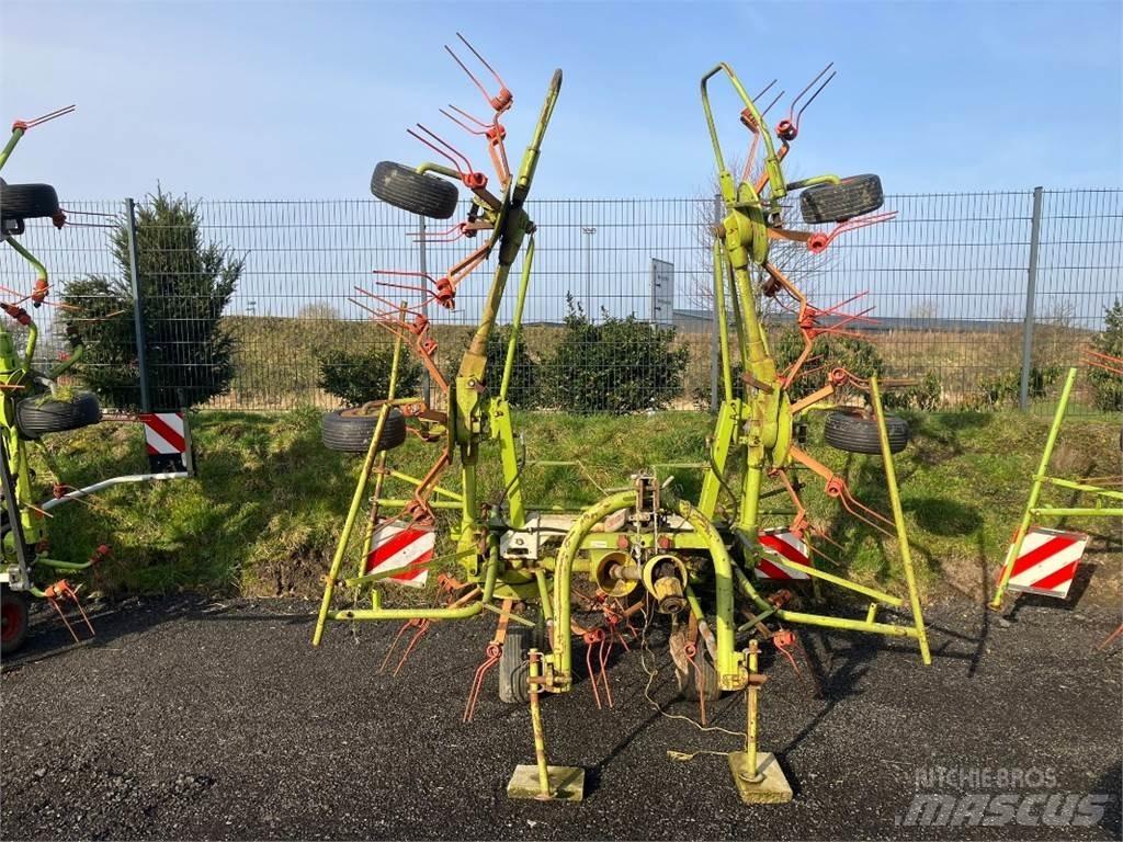 CLAAS Volto 640 HR Obracače a zhrabovače sena