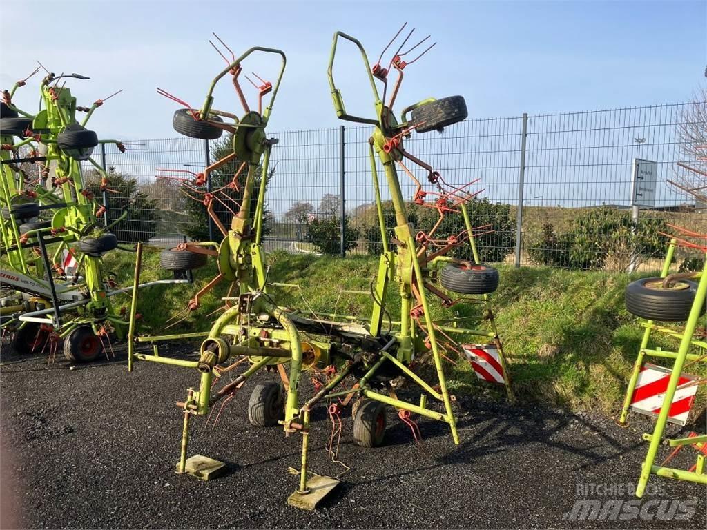 CLAAS Volto 640 HR Obracače a zhrabovače sena