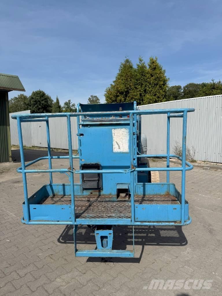 Genie Z 45/25 DC Kĺbové plošiny