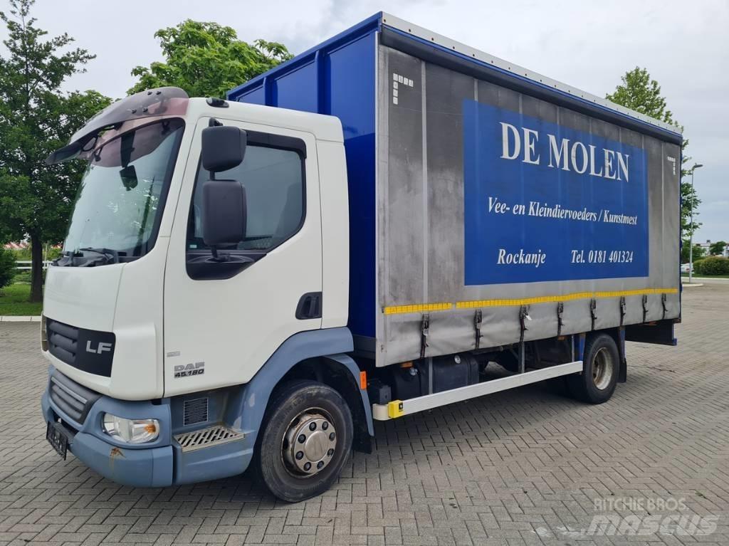 DAF LF 45.180 5.3m Nákladné vozidlá s bočnou zhrnovacou plachtou