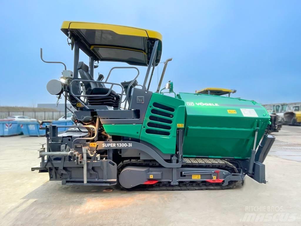 Vögele SUPER 1300-3I Finišéry