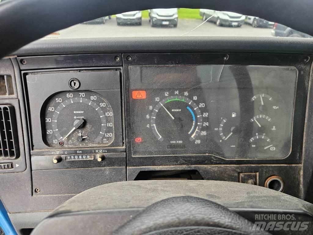 Sisu E12 8x2 Nákladné automobily na prepravu lesných strojov