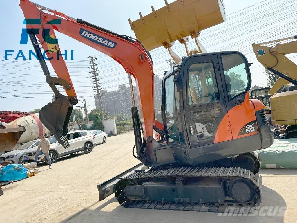Doosan DX 60-9 C Pásové rýpadlá