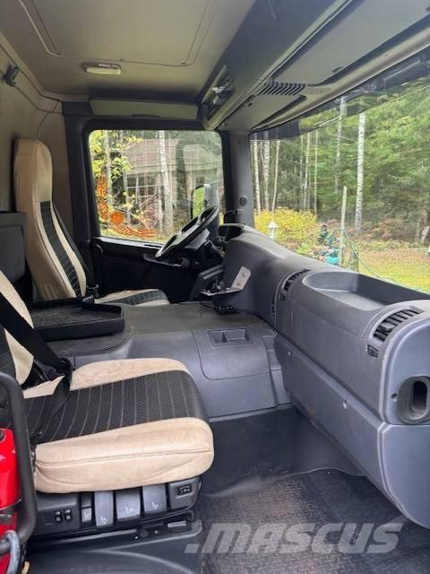 Scania P 230 Skriňová nadstavba