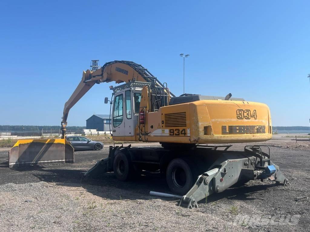 Liebherr A 934 C Stroje pre manipuláciu s odpadom