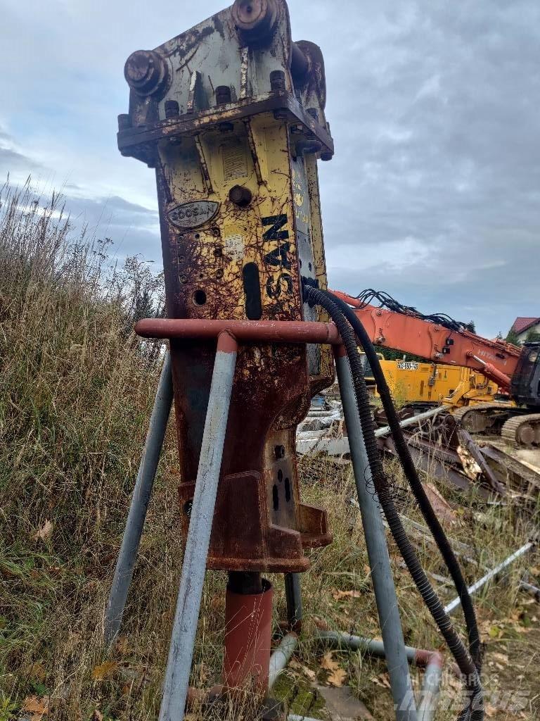 Soosan SB-121-TS-P Búracie kladivá / Zbíjačky
