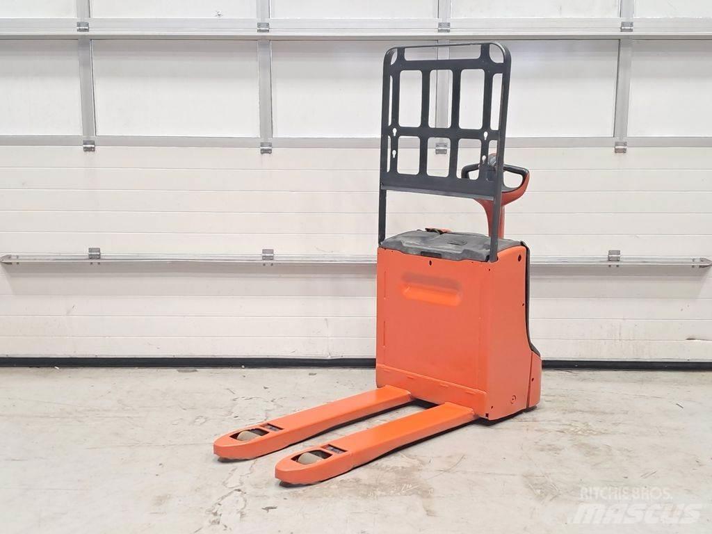 Linde T16 Nízkozdvižný vozík
