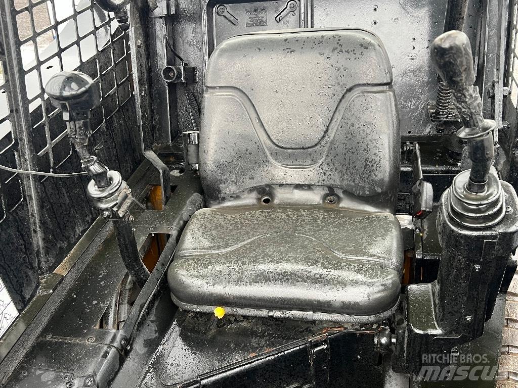 JCB 170 Robot Šmykom riadené nakladače