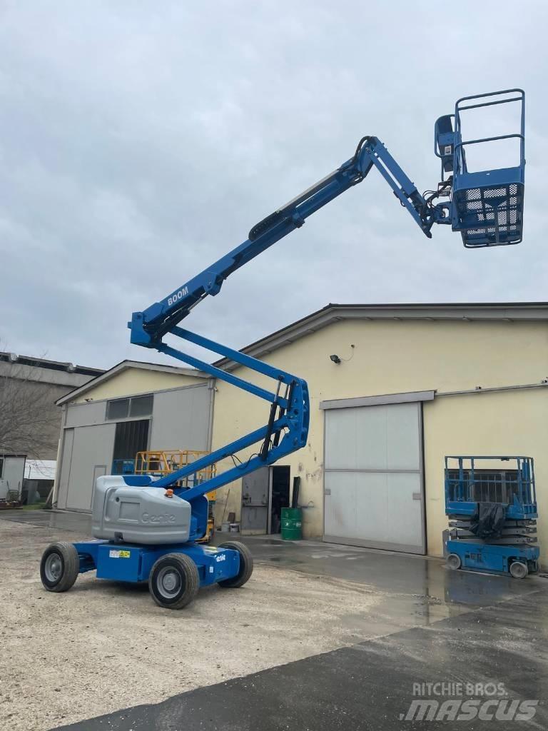 Genie Z 45/25 DC Kĺbové plošiny