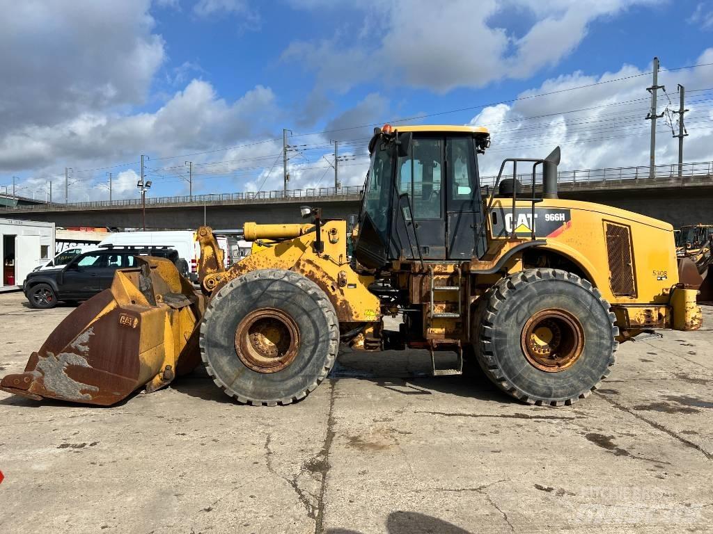 CAT 966 H Kolesové nakladače