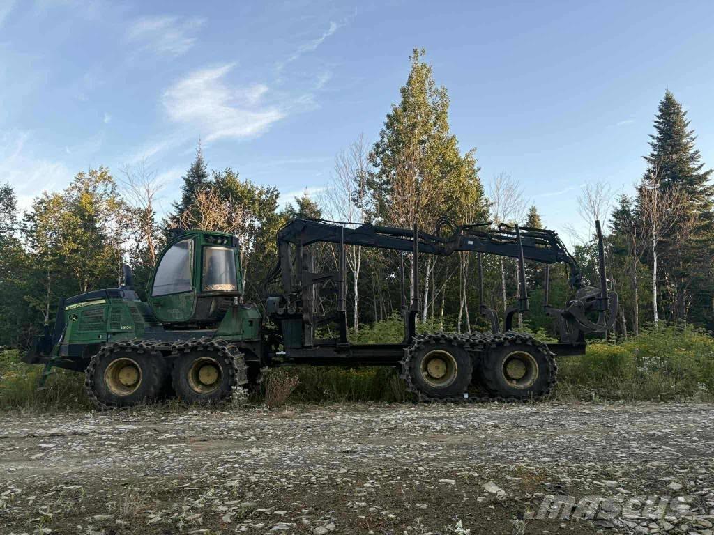 John Deere 1510 E Lesné traktory