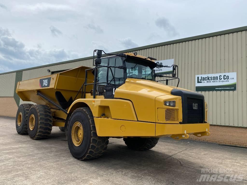 CAT 745 C Kĺbové nákladné autá