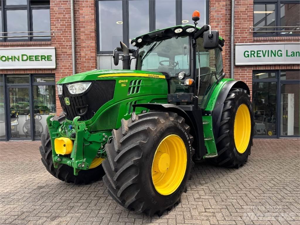 John Deere 6140R Traktory